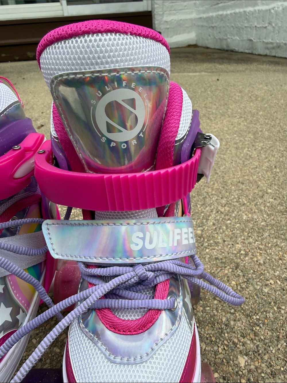 SuliFeel Girls Light-Up Roller Skates โ Size Small โ New With Tags - Picture 4 of 16
